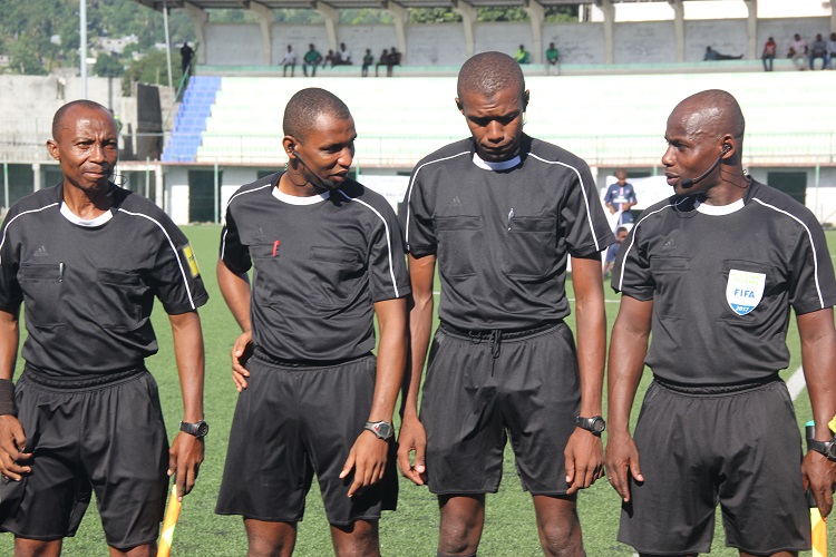 image Football : Encadrement pédagogique et technique à Ngazidja Ngazidja innove et renforce la capacité des arbitres